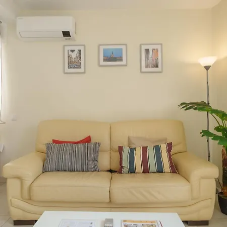 Apartment Staynfeel 01 *