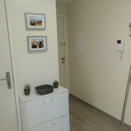 Staynfeel 01 Apartment