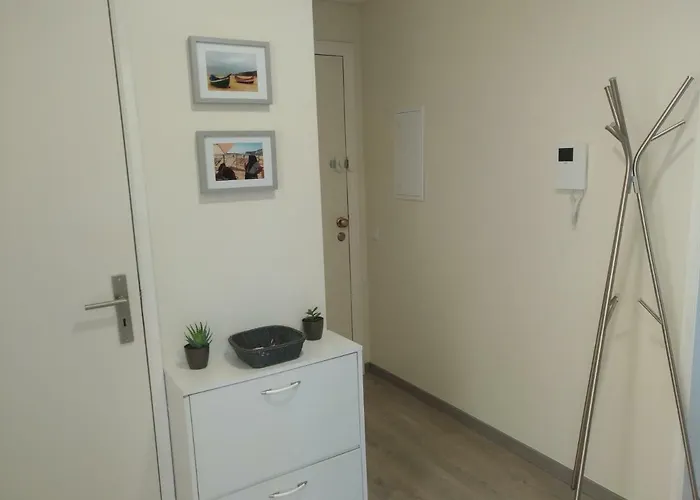 Staynfeel 01 アパート